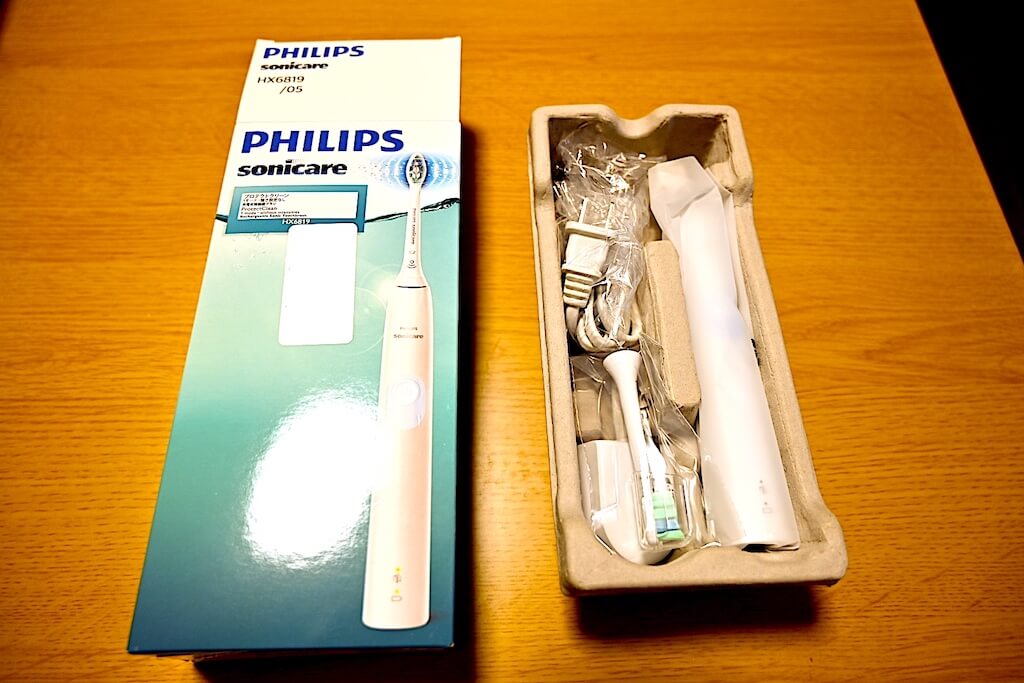 購入後開封したフィリップス・ソニックケアー電動歯ブラシ